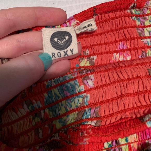 Roxy Juniors Red Flower Skirt - Picture 4 of 7